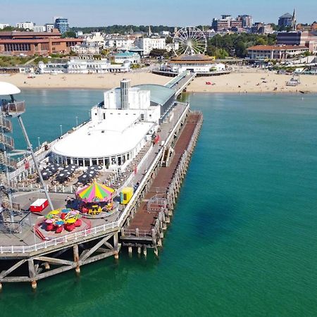 Brand New Apt - Beach Breeze Spacious 1-Bedroom Apartment With Parking - Sleeps 4 Ppl- Internet Bournemouth Dış mekan fotoğraf